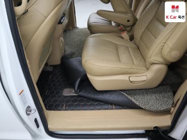 2018 - kia carnival
