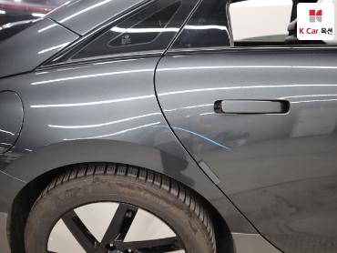 هيونداي Ioniq 2023 — صورة 39