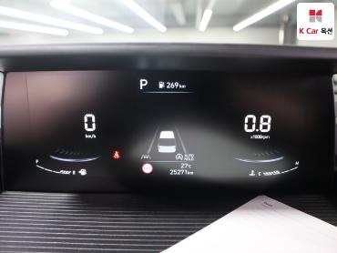 2023 - hyundai staria