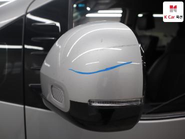 2023 - hyundai staria