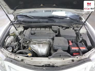 2011 - toyota camry
