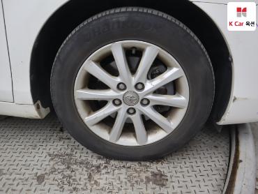 2011 - toyota camry