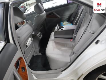 2011 - toyota camry