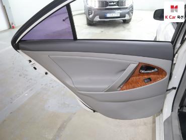 2011 - toyota camry