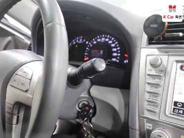 2011 - toyota camry