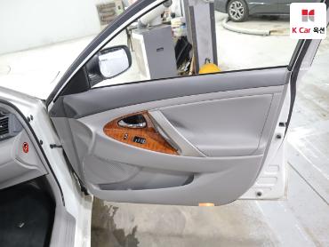2011 - toyota camry