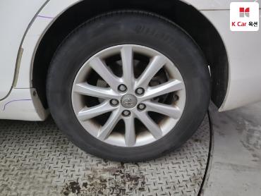 2011 - toyota camry