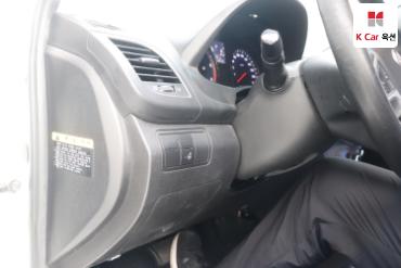 2012 - hyundai accent