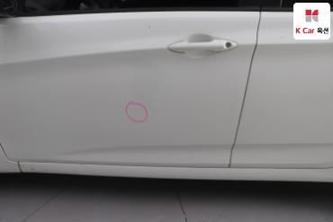 2012 - hyundai accent