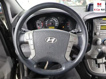 2011 - hyundai grand starex