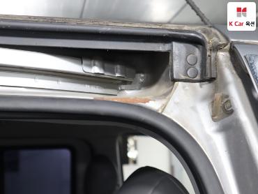 2011 - hyundai grand starex