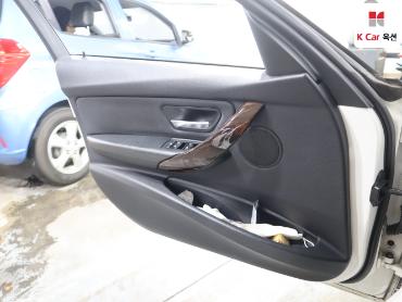 2013 - bmw 3 series