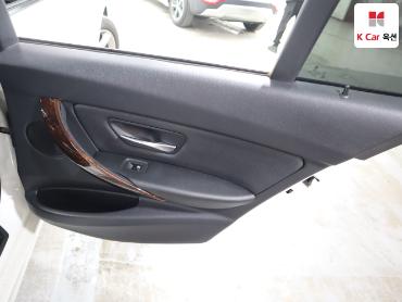 2013 - bmw 3 series