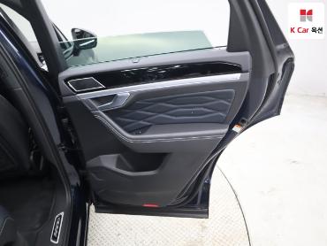 2024 - volkswagen touareg