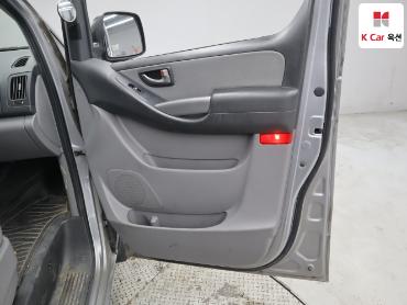 2017 - hyundai grand starex
