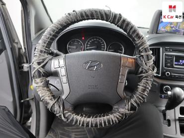 2017 - hyundai grand starex