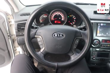 2010 - kia roche