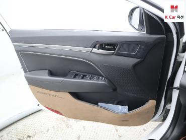2018 - hyundai avante