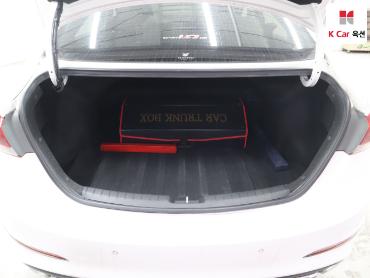 2018 - hyundai avante