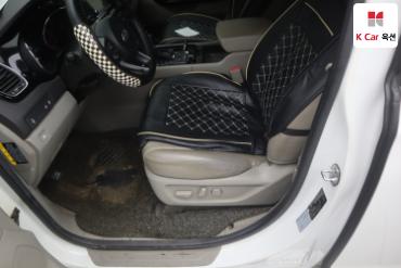 2017 - kia carnival