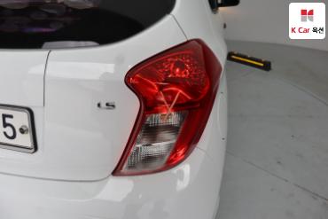 2016 - chevrolet spark