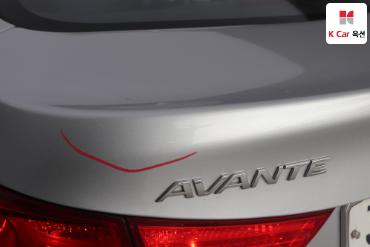 2011 - hyundai avante