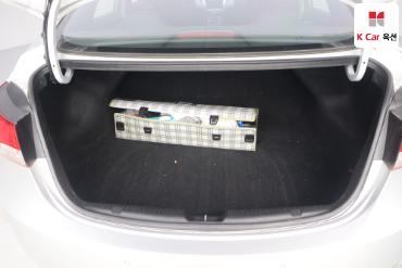 2011 - hyundai avante
