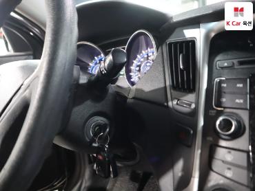 2010 - hyundai sonata