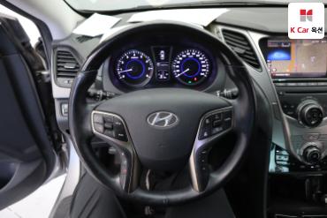 2012 - hyundai grandeur