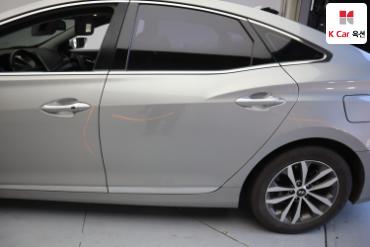 2012 - hyundai grandeur