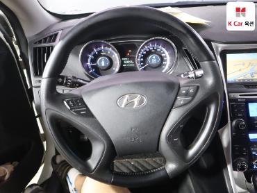 2011 - hyundai sonata