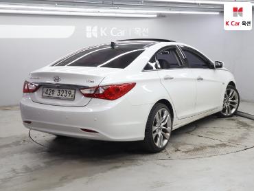 2011 - hyundai sonata