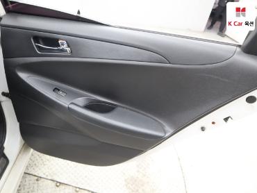 2011 - hyundai sonata