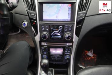 2011 - hyundai sonata