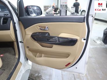 2016 - kia carnival
