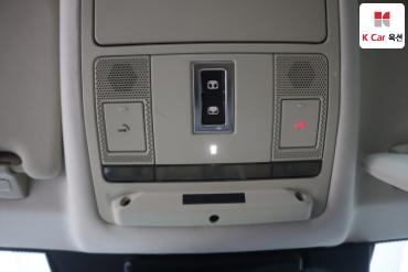 2018 - land rover discovery