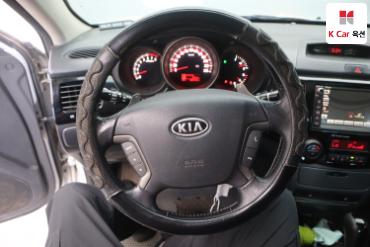 2009 - kia roche