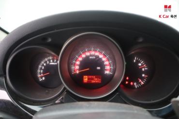 2009 - kia roche