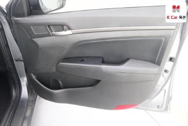 2017 - hyundai avante