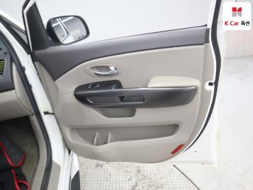 2016 - kia carnival