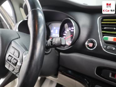 2016 - kia carnival