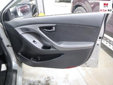 2014 - hyundai avante