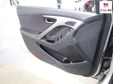 2014 - hyundai avante