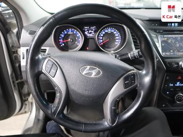 2014 - hyundai avante