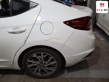 2019 - hyundai avante