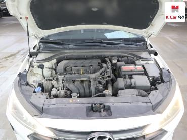 2019 - hyundai avante
