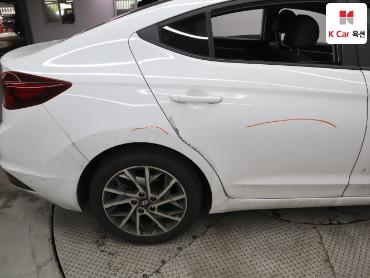2019 - hyundai avante