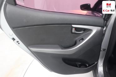 2014 - hyundai avante