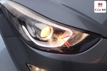 2014 - hyundai avante