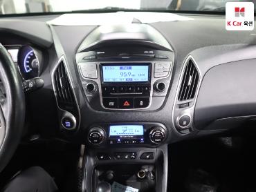 2013 - hyundai tucson